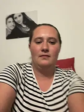 Snapshot of CurvySabrina chatting on September 2025 07:25:01 PM CurvySabrina online show from September 2025 07:25:01 PM