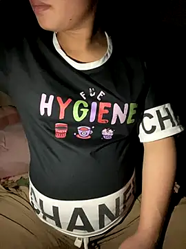 Snapshot of Van_xx chatting on September 2025 02:05:01 AM Van xx online show from September 2025 02:05:01 AM