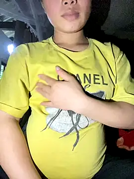 Snapshot of Van_xx chatting on October 2025 03:14:02 AM Van xx online show from October 2025 03:14:02 AM