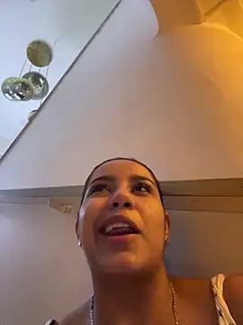 Snapshot of SienaWild chatting on November 2025 03:41:01 AM SienaWild online show from November 2025 03:41:01 AM