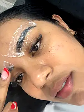 Snapshot of SienaWild chatting on November 2025 11:51:02 PM SienaWild online show from November 2025 11:51:02 PM