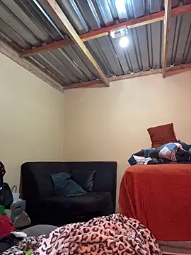 Snapshot of thatotheroneguy chatting on November 2025 06:24:01 AM thatotheroneguy online show from November 2025 06:24:01 AM