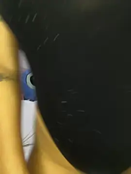 karolaalcendra online show from April 2026 03:26:01 AM