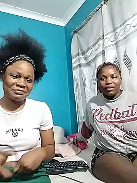 BlondieBitch online show from November 2025 05:57:02 PM