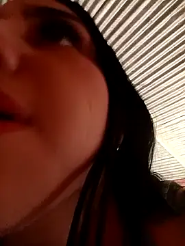Katalella Hott online show from October 2025 02:35:02 PM