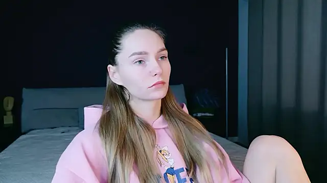 Melloudy online show from November 2025 06:56:02 AM