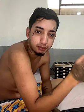 CasalMaldoso01 online show from November 2025 05:04:01 PM