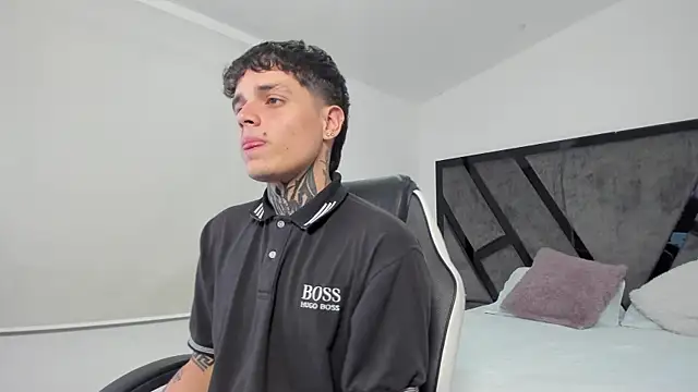 Declan-Fox online show from September 2025 03:50:01 AM