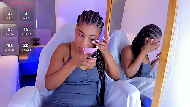 selena monroy online show from November 2025 12:16:01 PM