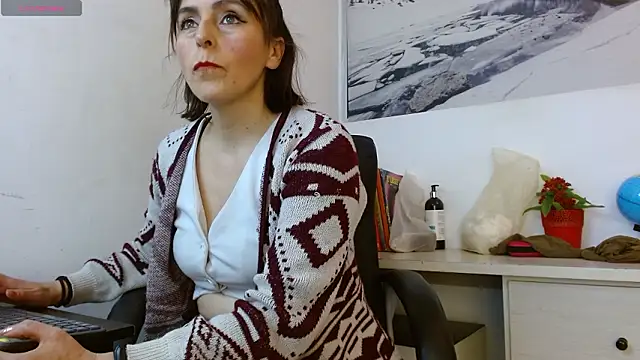 Ava Raye online show from March 2026 07:28:01 PM