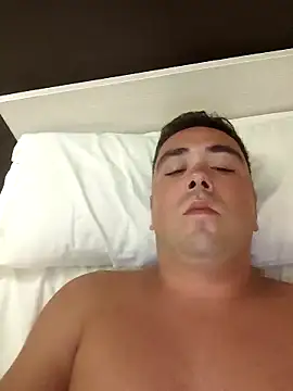 Garciadiogo69 online show from September 2025 07:47:01 PM