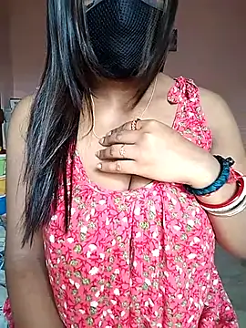 Snapshot of Bengalibeauty96 chatting on May 2026 02:42:02 AM Bengalibeauty96 online show from May 2026 02:42:02 AM