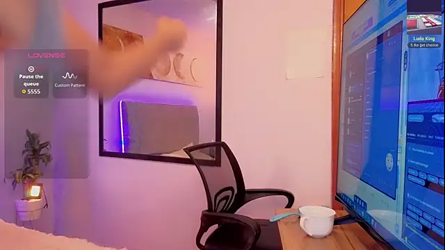 Marcello Nova online show from November 2025 01:11:01 PM