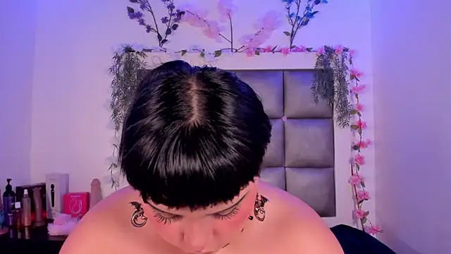 abbiecollins js online show from July 2026 04:04:02 AM