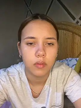 coupleyys online show from February 2026 09:10:02 PM