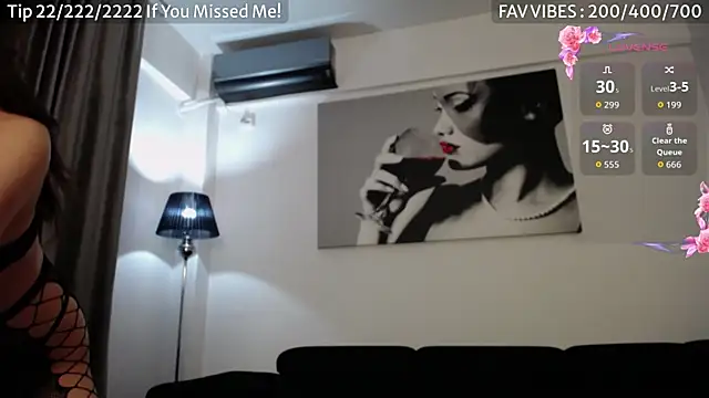 Snapshot of SassyCookies chatting on October 2025 02:21:01 AM SassyCookies online show from October 2025 02:21:01 AM