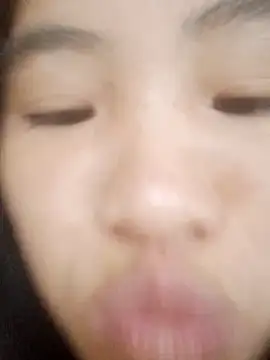 Luyen004 online show from September 2025 12:27:02 AM