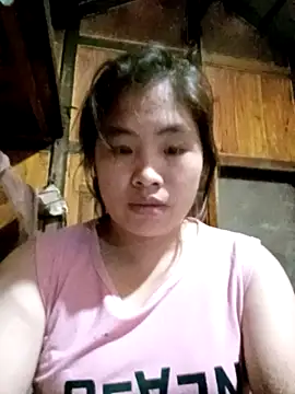 Luyen004 online show from March 2026 12:10:02 PM