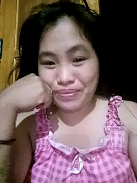 Luyen004 online show from April 2026 01:39:02 PM