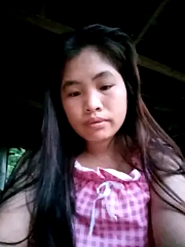 Luyen004 online show from April 2026 10:30:02 PM
