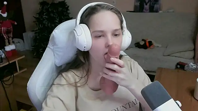 SharybbFace online show from November 2025 03:15:02 PM