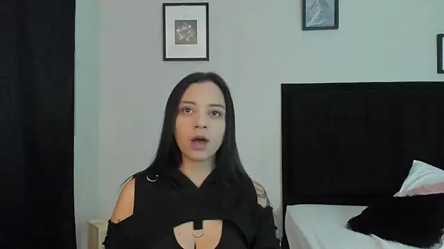 Snapshot of Sab_Brand chatting on October 2025 07:21:02 PM Sab Brand online show from October 2025 07:21:02 PM