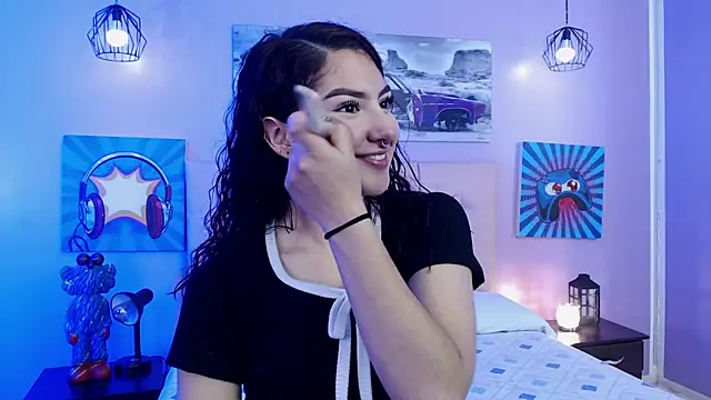 Snapshot of Sabriinaa_Foxx chatting on September 2025 01:13:01 PM Sabriinaa Foxx online show from September 2025 01:13:01 PM