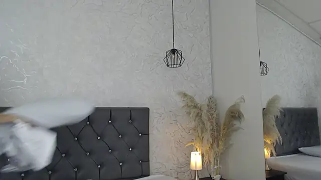 Sabriinaa Foxx online show from March 2026 11:47:01 AM