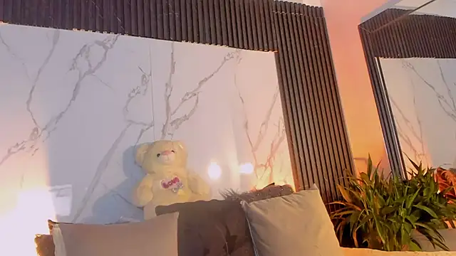 joselin rouse online show from September 2025 12:10:01 PM