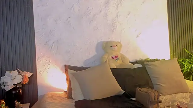 joselin rouse online show from October 2025 12:06:01 PM