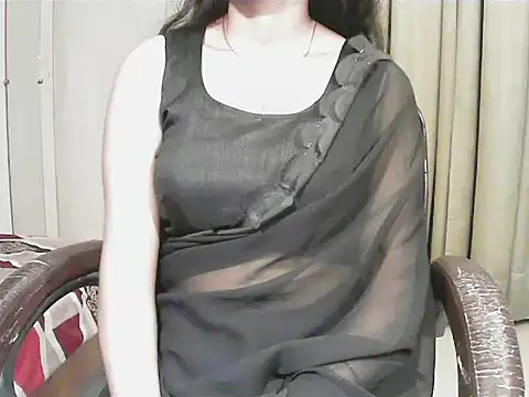 short girl  online show from December 2025 08:36:02 PM