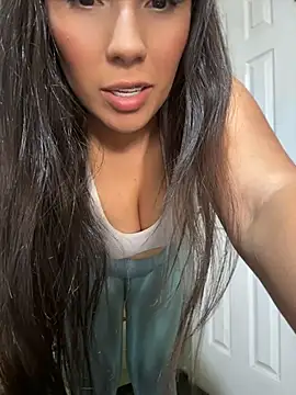 Nicol X online show from April 2026 05:15:01 PM