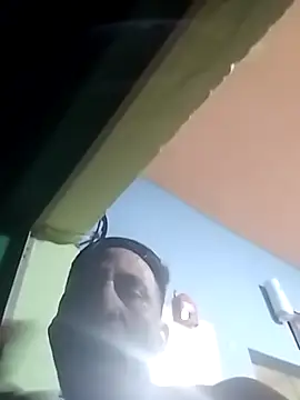 Snapshot of gabo_pajaso chatting on October 2025 05:36:02 AM gabo pajaso online show from October 2025 05:36:02 AM