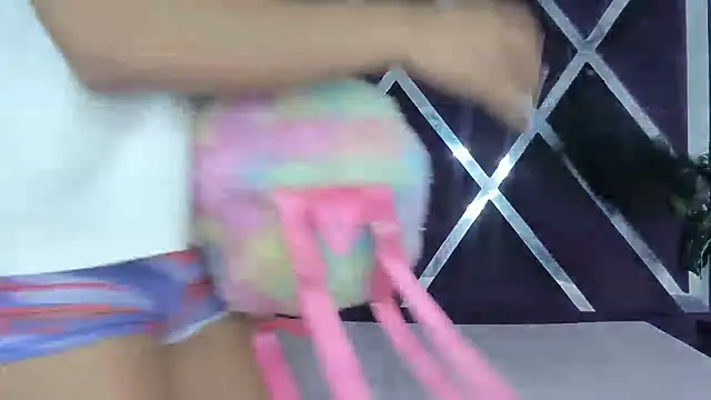 angelkyraasm online show from January 2026 12:43:02 PM