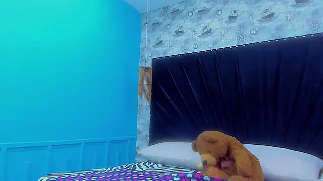 Snapshot of Karol-Horny chatting on October 2025 01:53:02 PM Karol-Horny online show from October 2025 01:53:02 PM