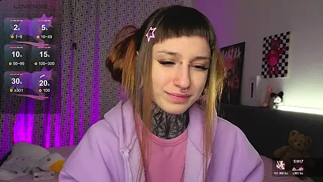 LilithPoison online show from November 2025 06:06:01 PM