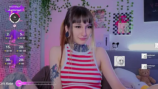 Snapshot of LilithPoison chatting on June 2026 09:05:02 PM LilithPoison online show from June 2026 09:05:02 PM