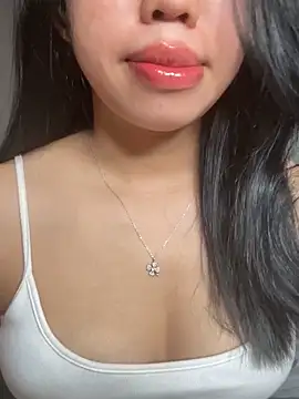Snapshot of Rose-babyx chatting on June 2026 02:20:02 AM Rose-babyx online show from June 2026 02:20:02 AM