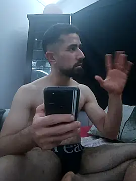 Snapshot of HAMADA__11 chatting on October 2025 05:14:01 PM HAMADA 11 online show from October 2025 05:14:01 PM