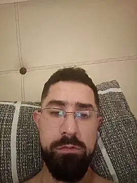 Snapshot of HAMADA__11 chatting on February 2026 10:47:01 AM HAMADA 11 online show from February 2026 10:47:01 AM