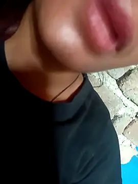 Aaisha-16 online show from April 2026 04:12:01 AM