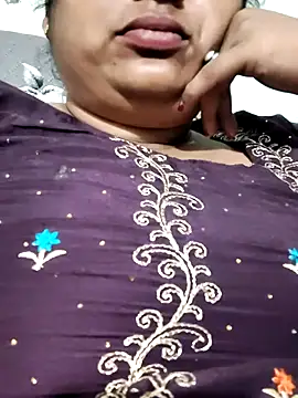 Mmm143 online show from September 2025 04:34:01 PM