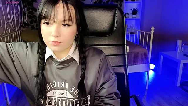 Aurora Gilbert online show from October 2025 10:38:02 AM
