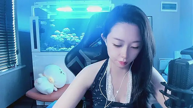 Keke-Bai online show from October 2025 09:41:02 AM