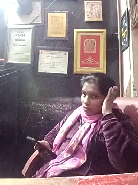 aliya-jaan71 online show from December 2025 04:24:01 PM