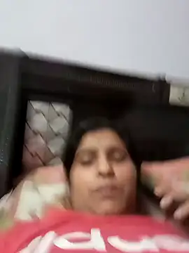 aliya-jaan71 online show from April 2026 11:05:01 AM