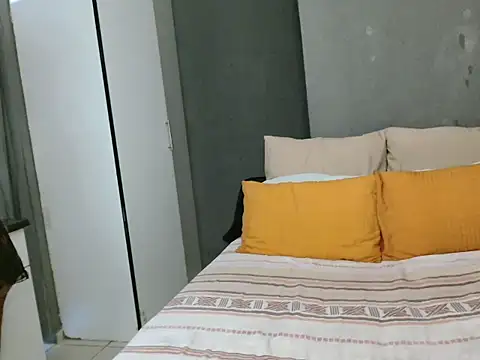 Lillyan N online show from October 2025 08:07:01 AM