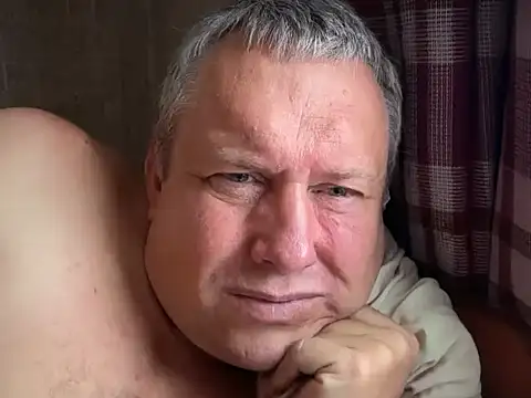 Snapshot of evulis1 chatting on September 2025 10:38:02 AM evulis1 online show from September 2025 10:38:02 AM