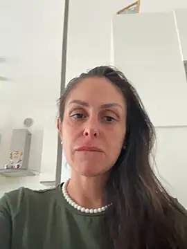 ainaht online show from April 2026 01:37:02 PM