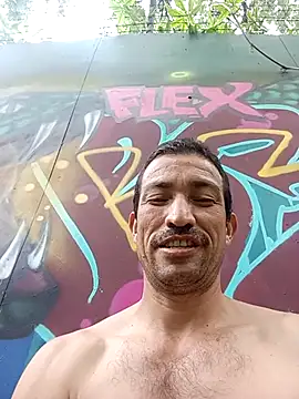 zamir adam online show from October 2025 01:02:02 PM